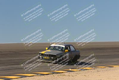 media/Oct-15-2023-Lucky Dog Racing Chuckwalla (Sun) [[f659570f60]]/2nd Stint Bowl/